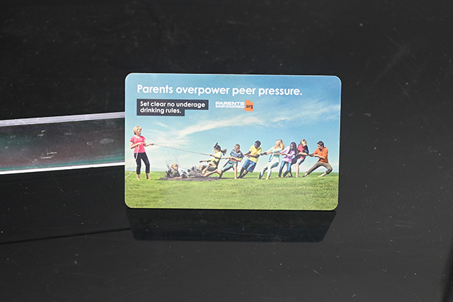 非接觸式IC卡和接觸式ic卡有什么區別 非接觸式IC卡和接觸式ic卡有什么區別