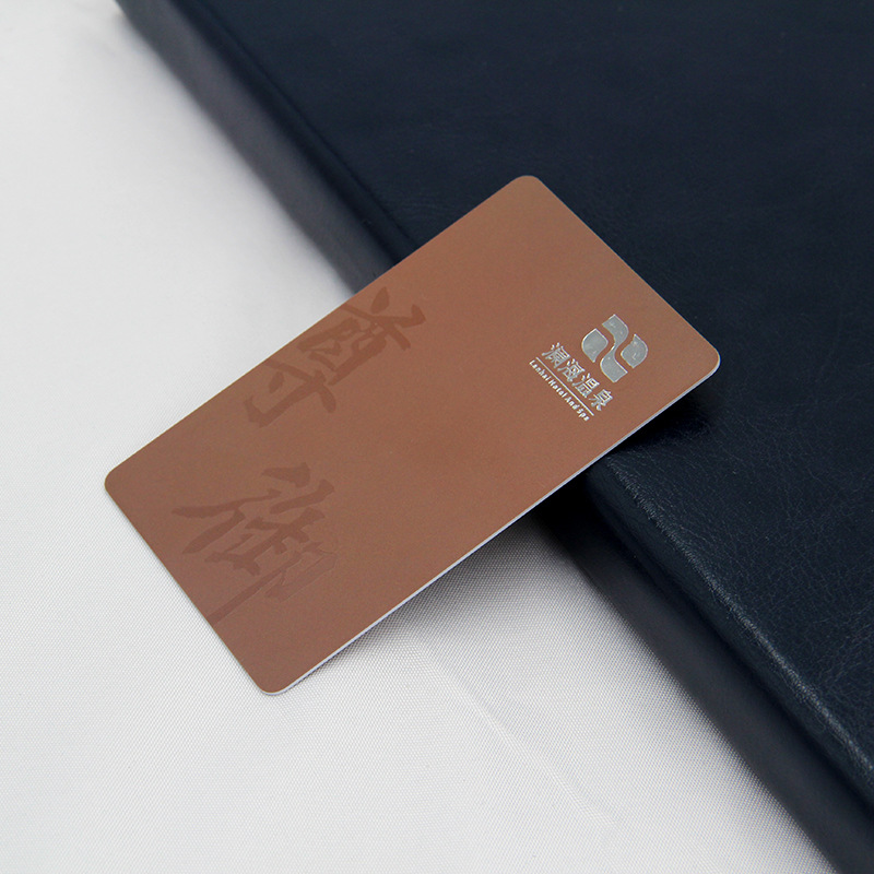 高檔磨砂會(huì)員卡定做工廠智能磨砂卡智能IC卡工廠2