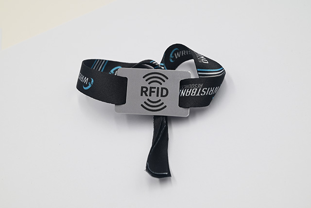 鑰匙扣卡是什么材質？——鑰匙扣卡制作