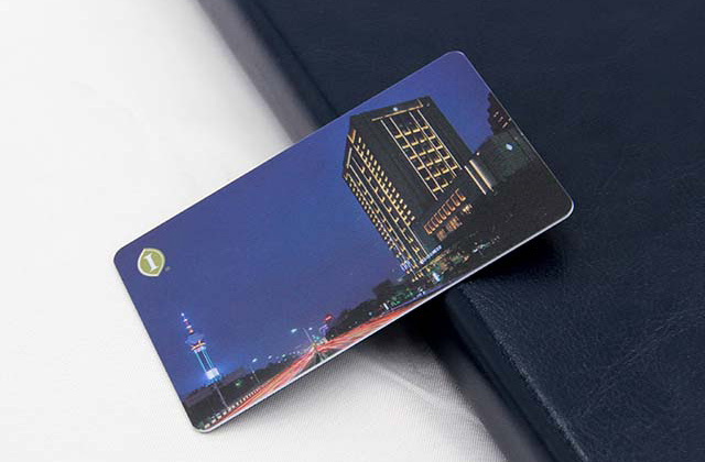 讓顧客辦理會(huì)員卡的目的,是吸引新顧客 讓顧客辦理會(huì)員卡的目的,是吸引新顧客